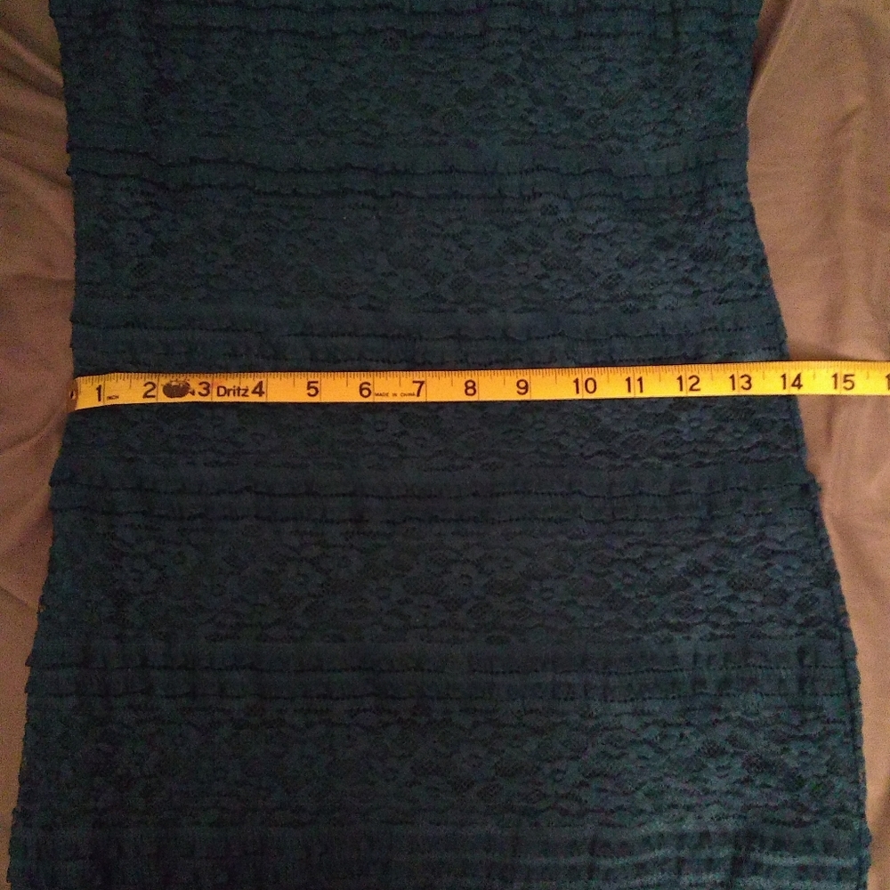 💕3/25💕Cute yet..flirty Dark Teal floral dress - Picture 5 of 7